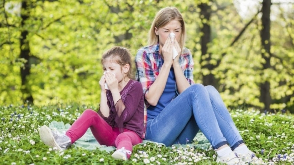 Cum ne protejăm de alergiile de primăvară? Sfaturile medicului